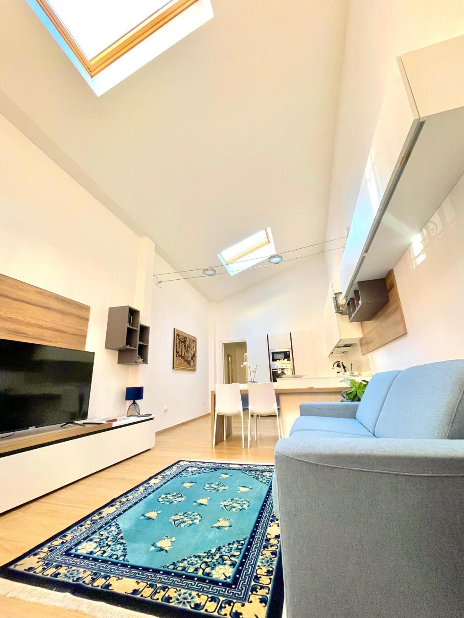 Home Viale Trento 16 Cagliari Eksteriør billede